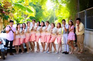 ชุดไทยเพื่อนเจ้าสาว เช่าที่แบมบี้ เวดดิ้ง ห้วยขวาง